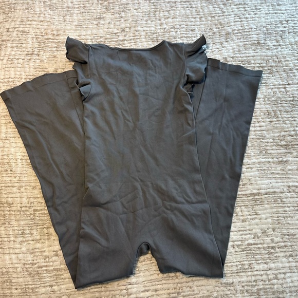 OQQ Active Bodysuit XL - Picture 3 of 6